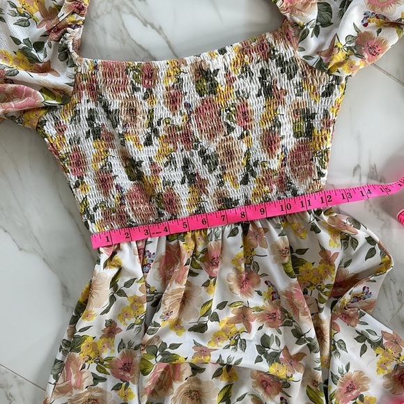 Floral smocked dress on or off shoulder NEW Size Small S Boho Chic Bohemian - Picture 5 of 8